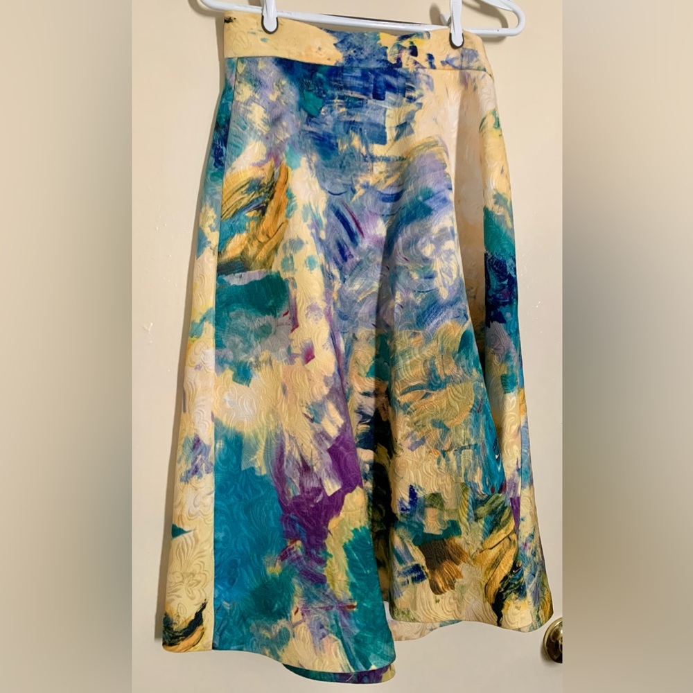 Midi skirt, size 10.